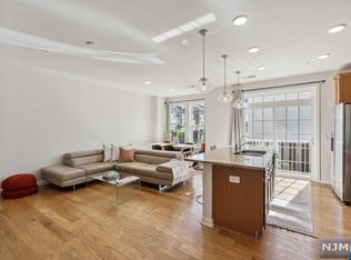 98 Wesmont Dr, Wood Ridge, NJ 07075