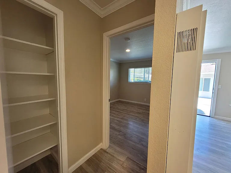 All Single Story Apartment Community — Photo 38