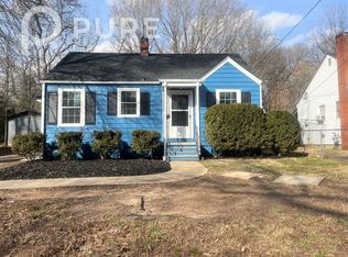 524 Hickory Ave, Statesville, NC 28677