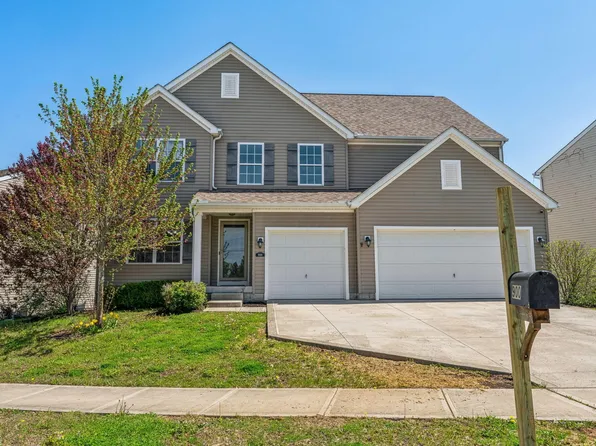 900 Salinger Dr, Lithopolis, OH 43136