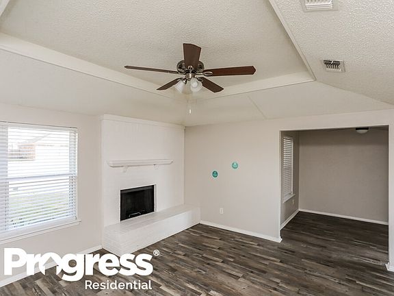 4th image of 1134 Heather Wood Dr
