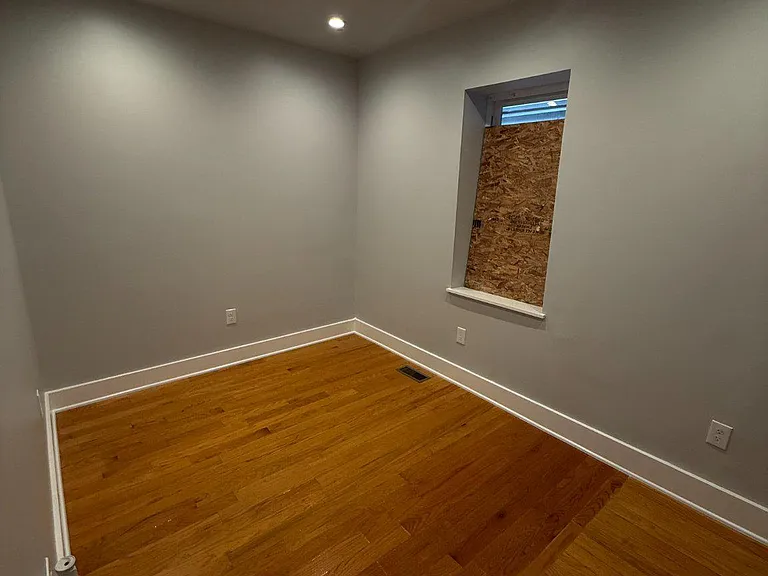 713 N 16th St #1 — Photo 5