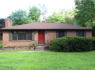 895 East St, Ludlow, MA 01056