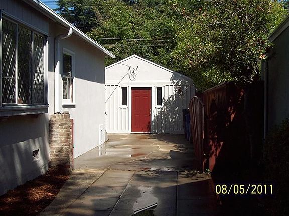 5th image of 432 Pico Way