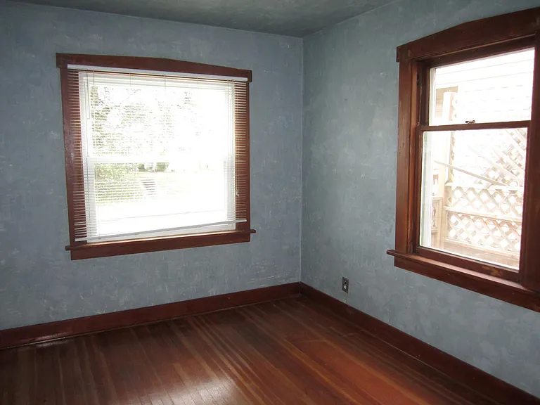 2712 Humboldt St — Photo 7