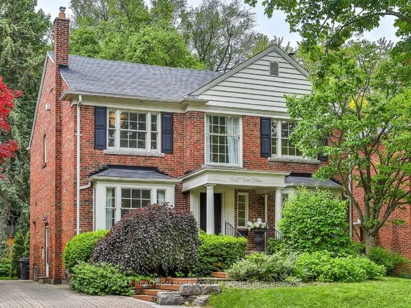 612 Vesta Dr, Toronto, ON M5N 1H9