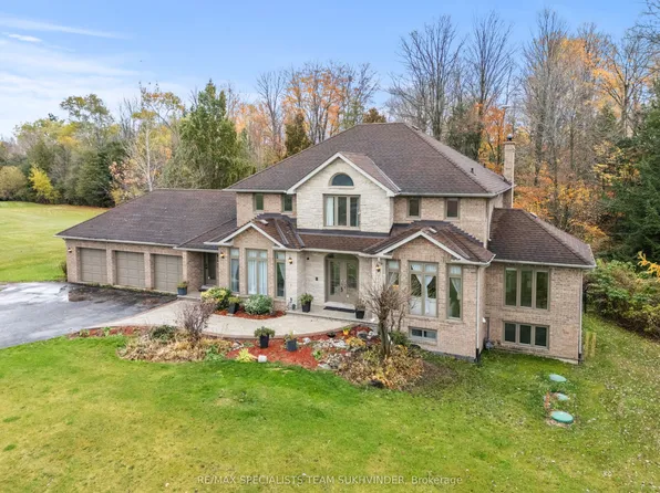 15 Country Lane Dr, Caledon, ON L7E 0B4