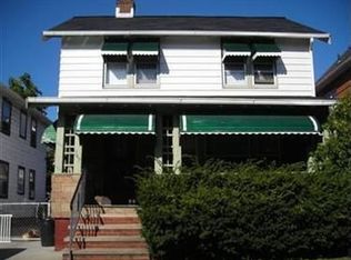 947 Royal Rd, Cleveland, OH 44110