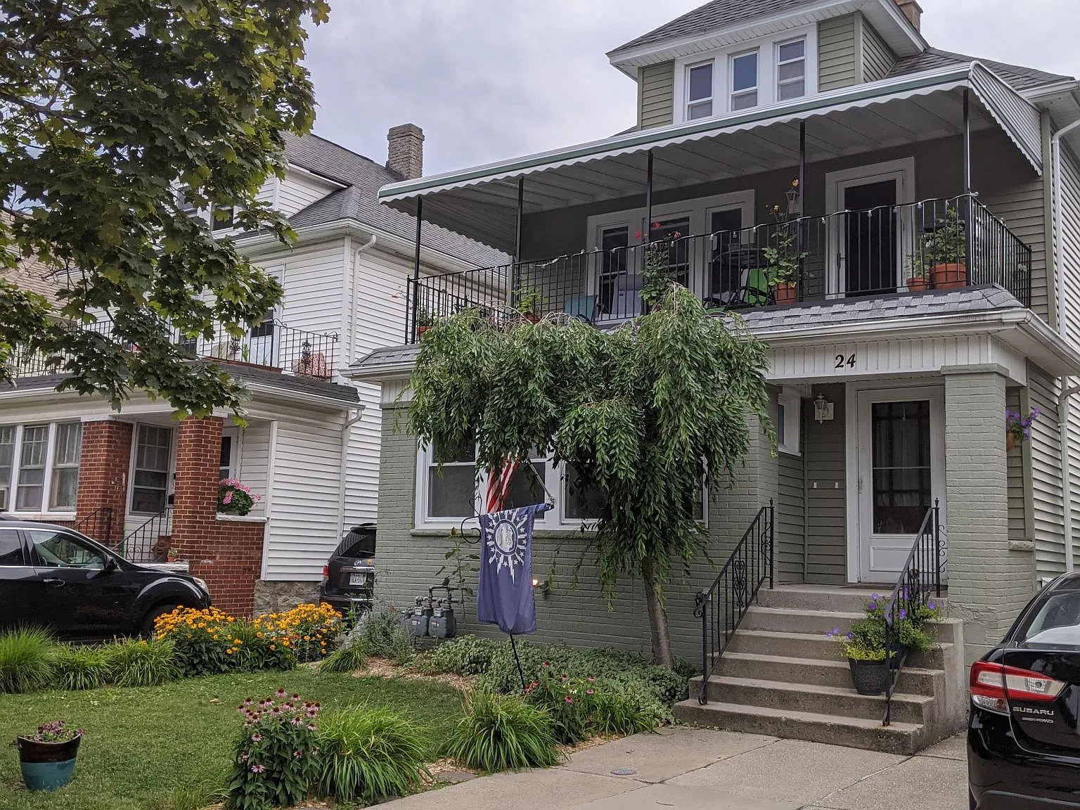2 bed, 1.5 bath, 1400 sqft, $1,600 — Photo 1