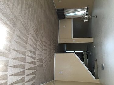 3rd image of 8915 Mission Top