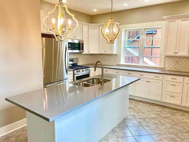 ALL NEW!! Kitchen