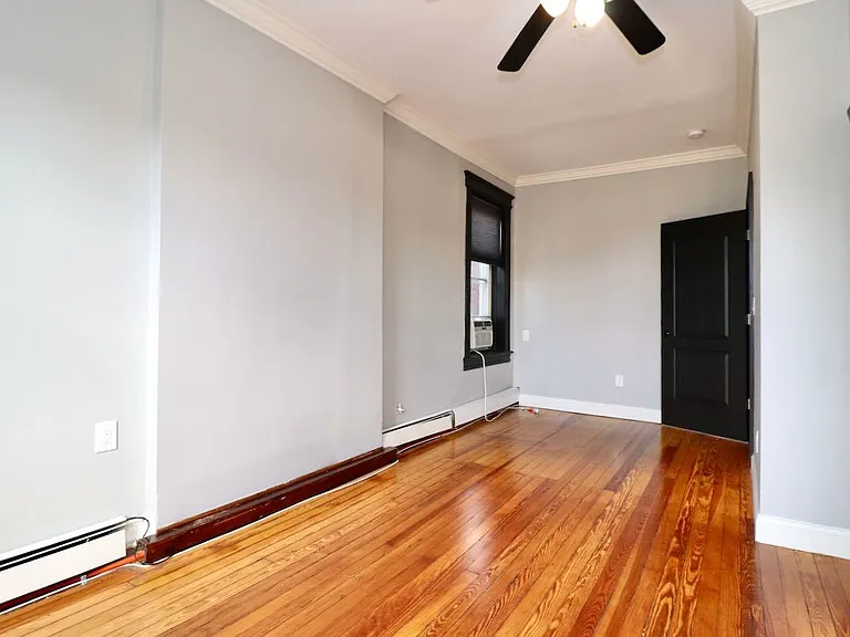 388 Baldwin Ave #3 — Photo 17