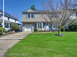 1112 Gowdy Ave, Point Pleasant Beach, NJ 08742