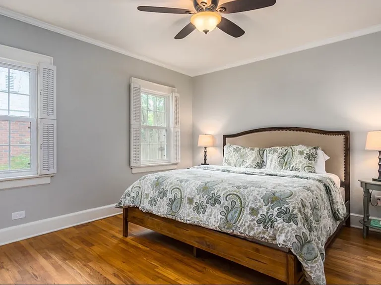 2904 Stratford Rd — Photo 3