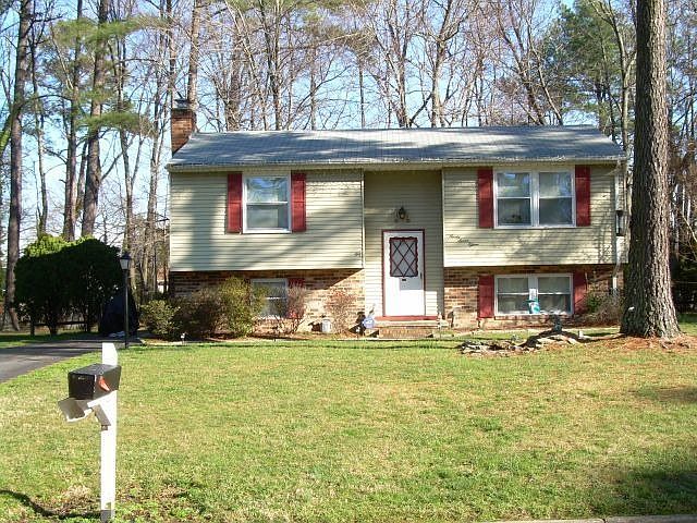 1st image of 9715 Laurel Pine Dr