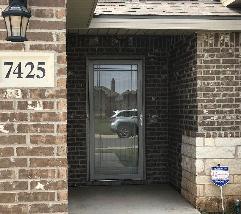 2nd image of 7425 103rd St