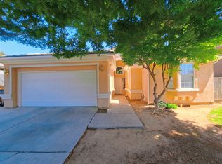 7556 N Vista Ave, Fresno, CA 93722
