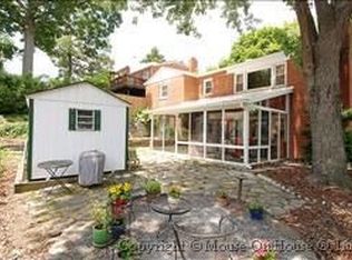 4700 9th St S, Arlington, VA 22204
