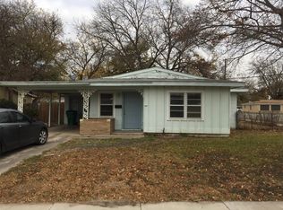 5800 Carb Dr, Westworth Village, TX 76114