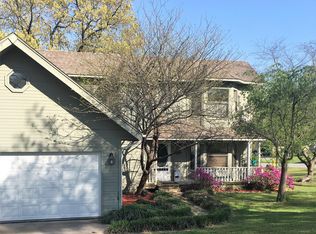 1806 Oakwood Ave, Bentonville, AR 72712