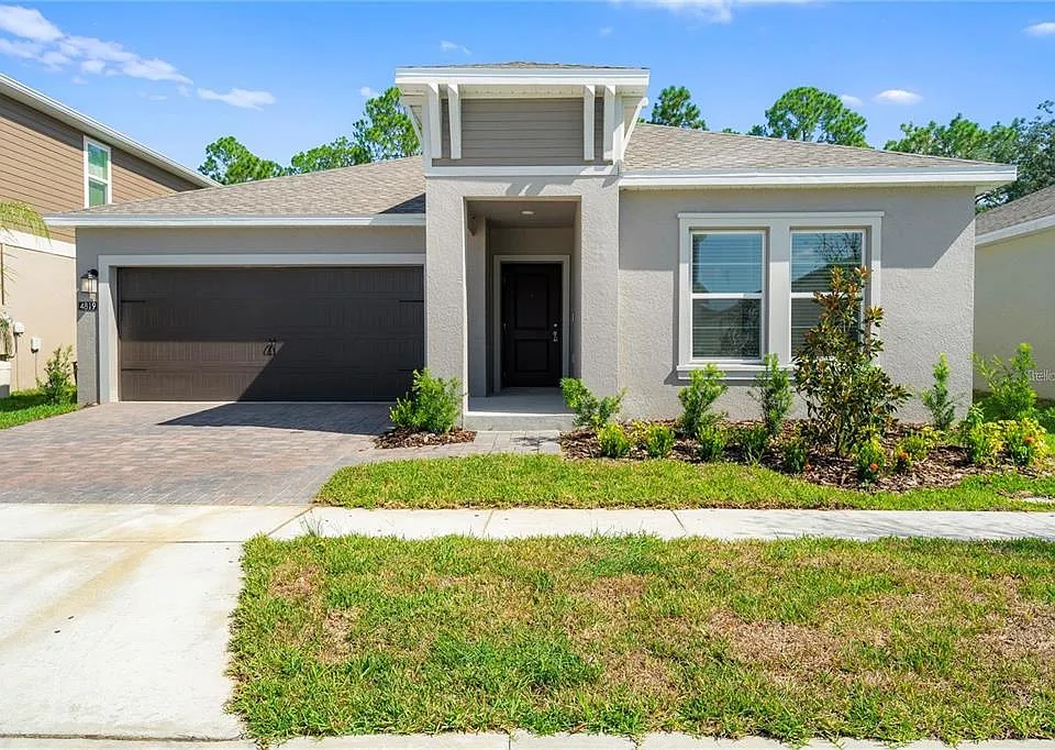 4819 Worchester Dr