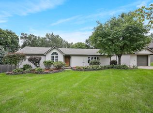 4413 Ponca St, McHenry, IL 60050
