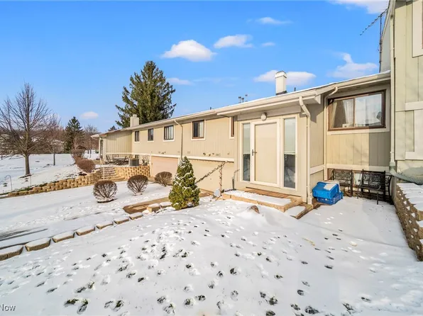 7207 S Downing Pl #G, Painesville, OH 44077