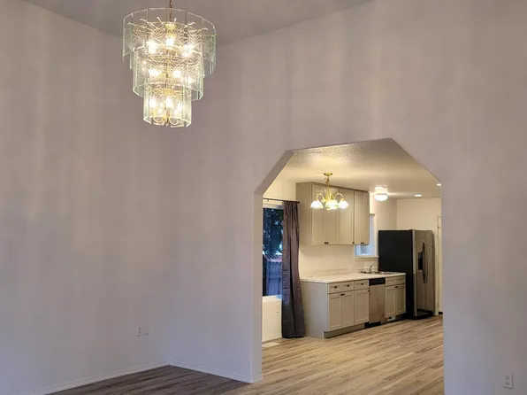 16131 SE Powell Blvd, Portland, OR 97236