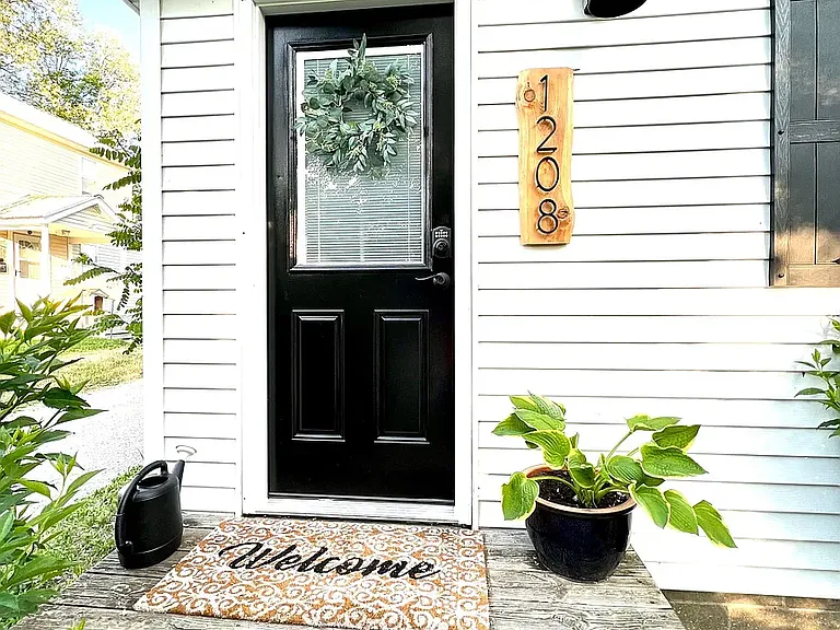 1208 Emmet St — Photo 1