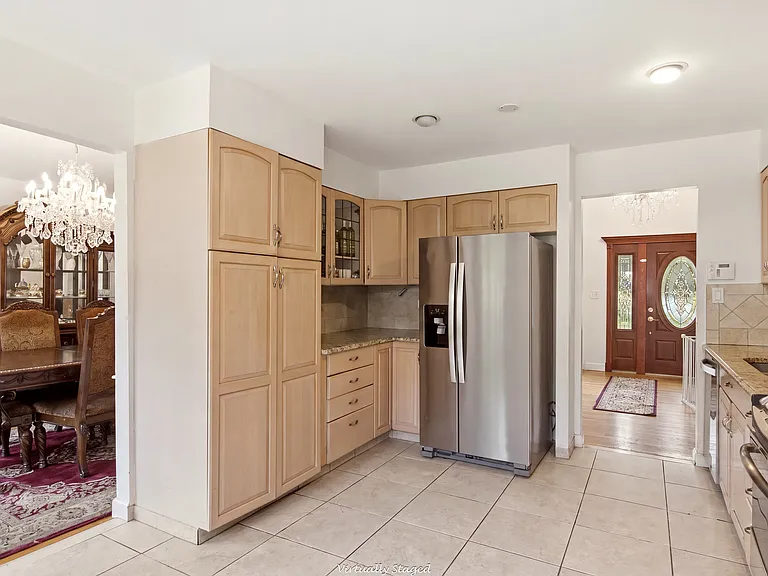 7 Laurie Pl — Photo 9
