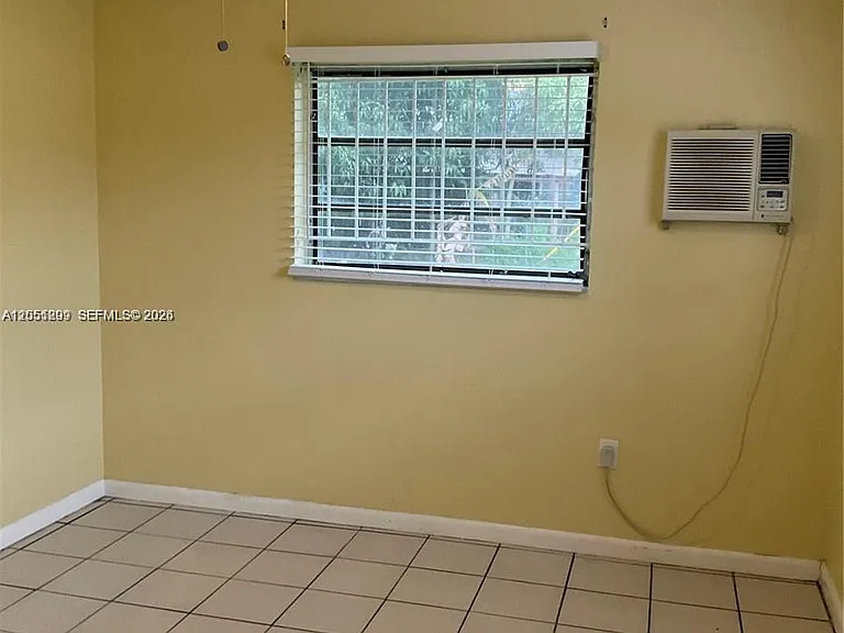 1195 NW 100th Ter #1 — Photo 10