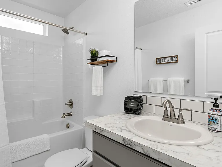 4714 W Topeka Ln — Photo 8