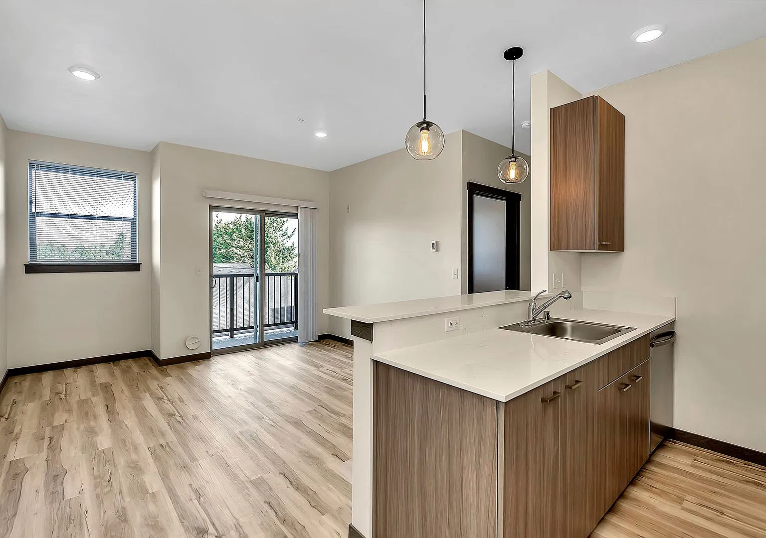 Viero Apartments - 13521 97th Ave E — Photo 2