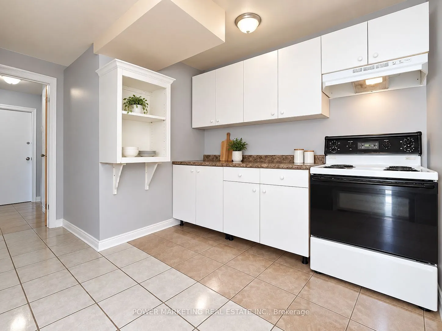 2 bed, $1,900 — Photo 3