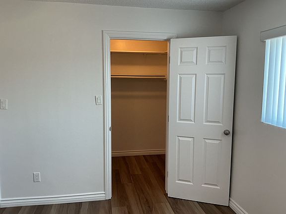 5th image of 9931 Tweedy Ln APT 207