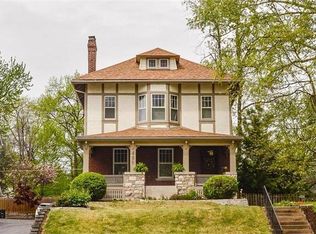 439 N Hanley Rd, Saint Louis, MO 63130