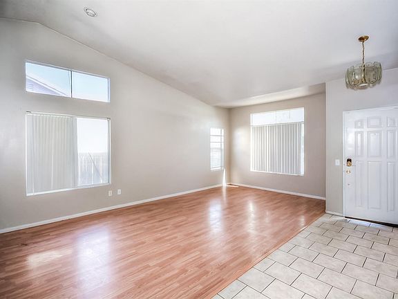 4th image of 12478 Del Amo Way