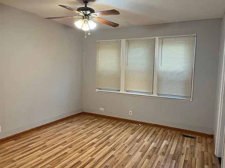Living Room North Facing
