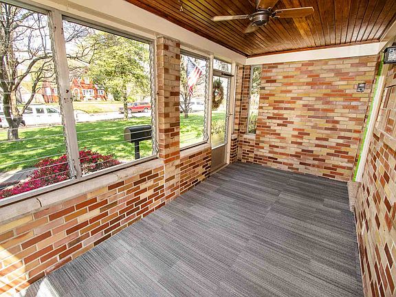 3rd image of 3317 Bayard Park Dr