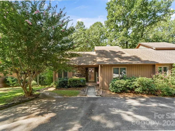 1775 12th St NE, Hickory, NC 28601