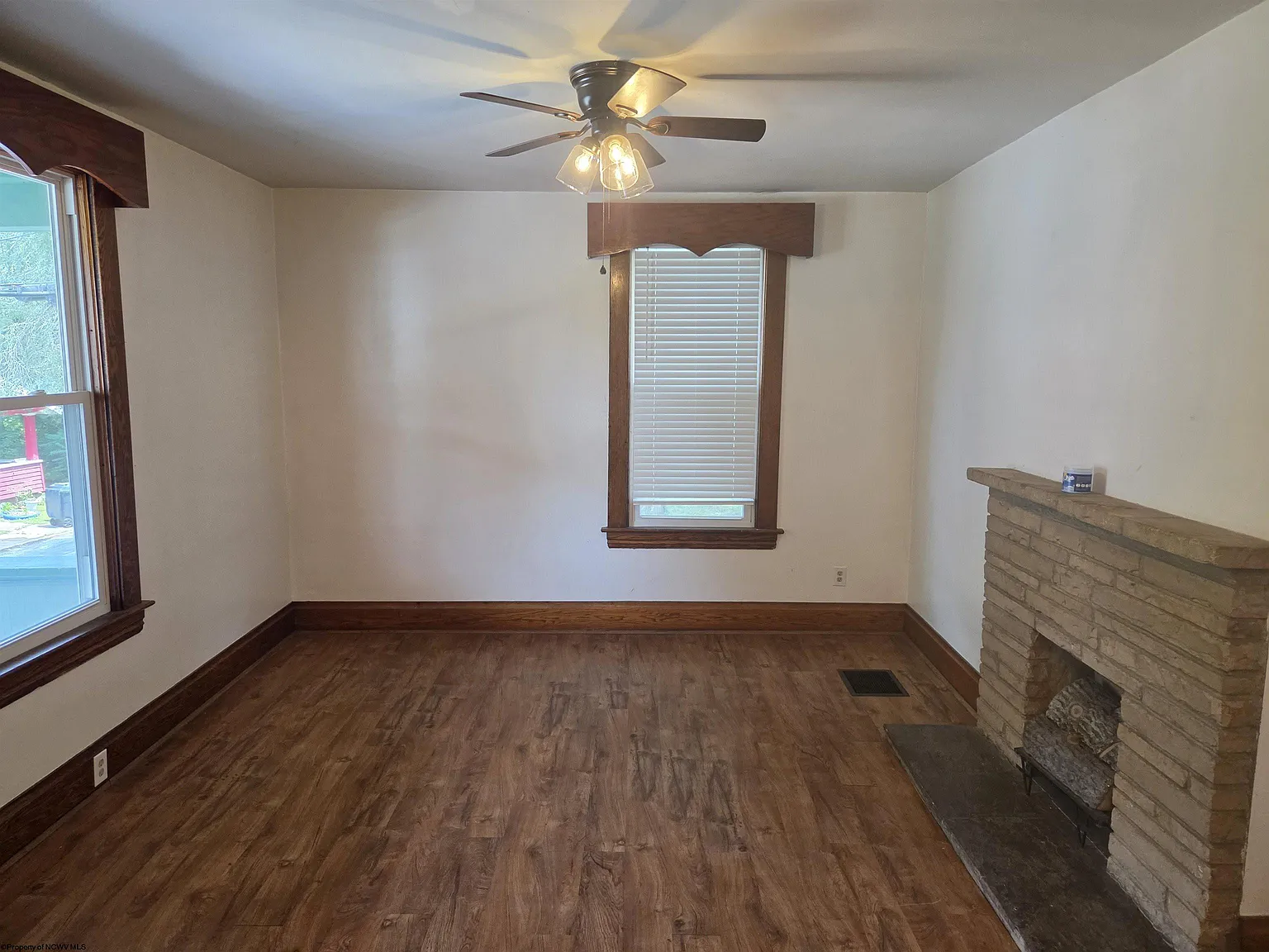 4 bed, 2.0 bath, $2,000 — Photo 4