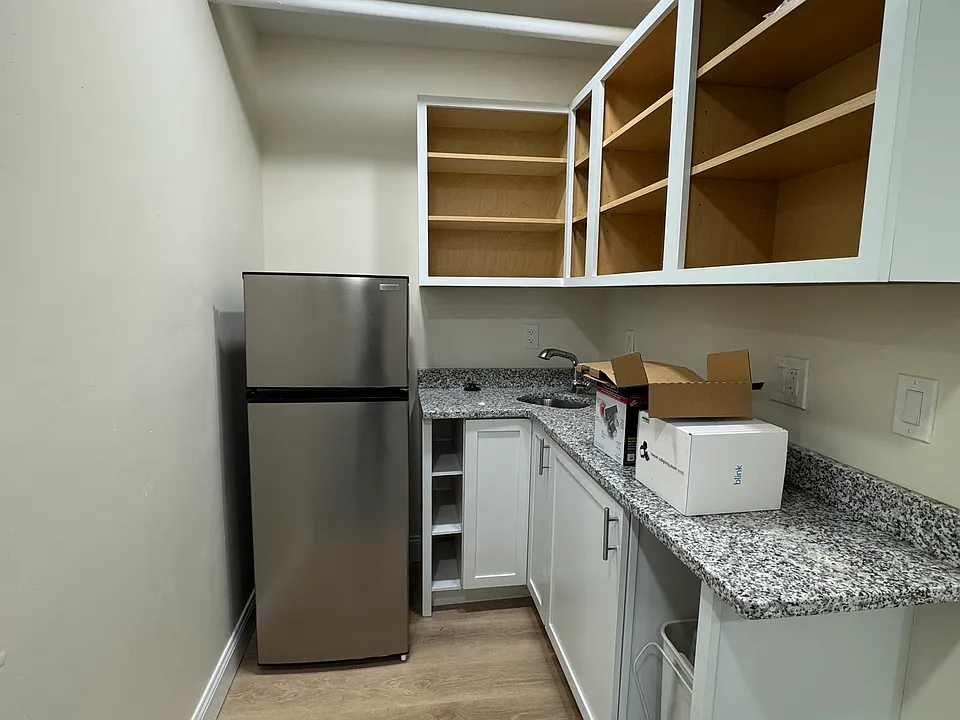 30 Wadsworth St #1