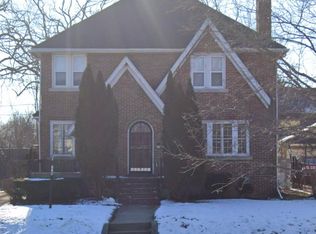 129 W McClellan St, Flint, MI 48505