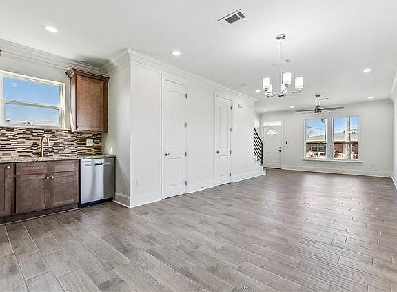 4th image of 3321 Pakenham Dr #A
