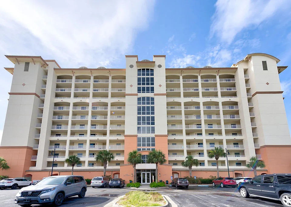10099 Nelle Ave #205