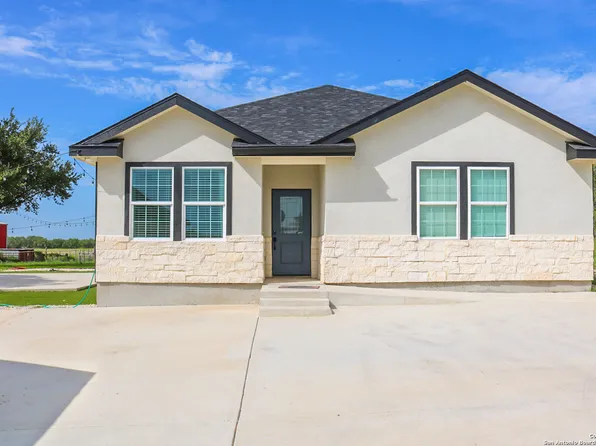 3163 Fm 2504, Poteet, TX 78065