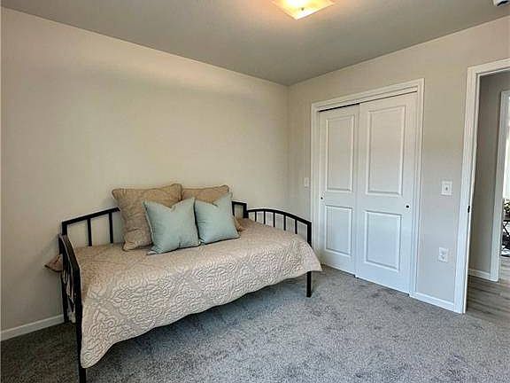 4th image of 904 N 9th St