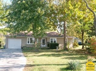 3103 Westlake Dr, Sedalia, MO 65301