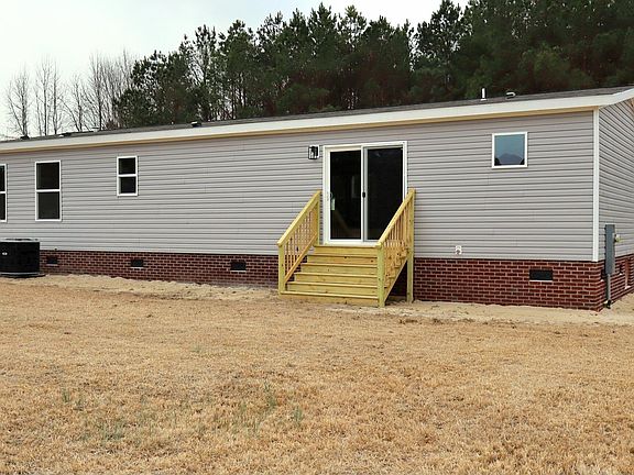 5th image of 1240 Bloomery Rd