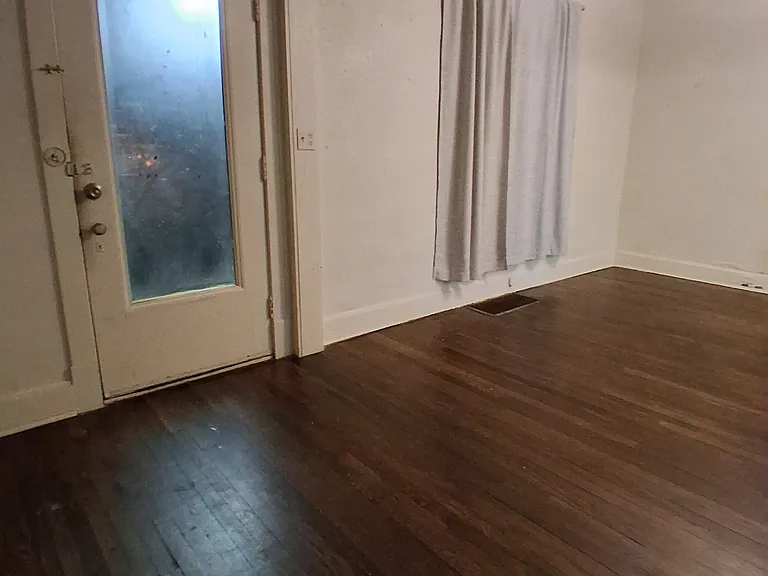 944 Riverview Ave — Photo 15